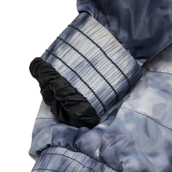 Canada Goose Richmond Women's Blue Down Puffer Zip Up Jacket Coat Haze Print M - Picture 7 of 16